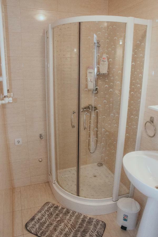 Apartament 1 Decembrie Διαμέρισμα Άλμπα Ιούλια Εξωτερικό φωτογραφία