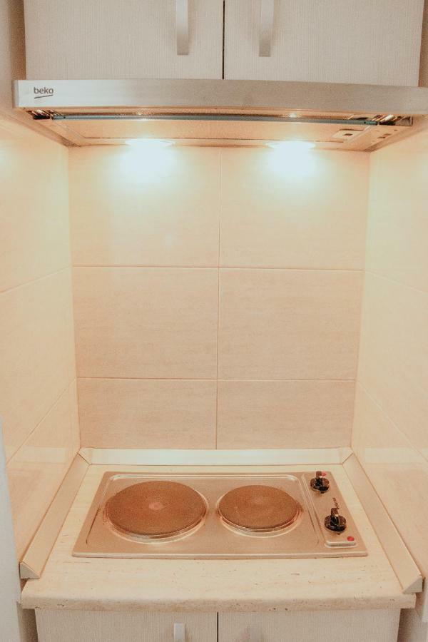 Apartament 1 Decembrie Διαμέρισμα Άλμπα Ιούλια Εξωτερικό φωτογραφία
